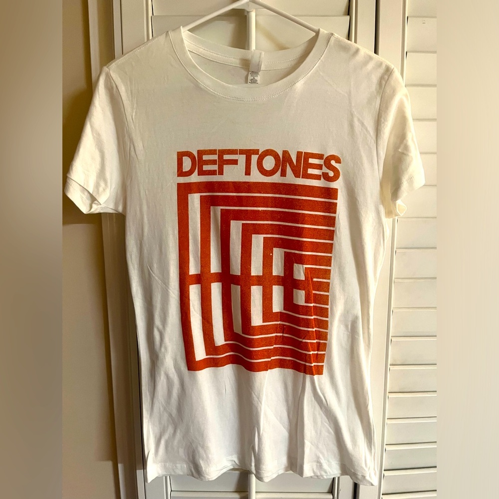 BRAND NEW DEFTONES WHITE WOMENS JRS T SHIRT XL